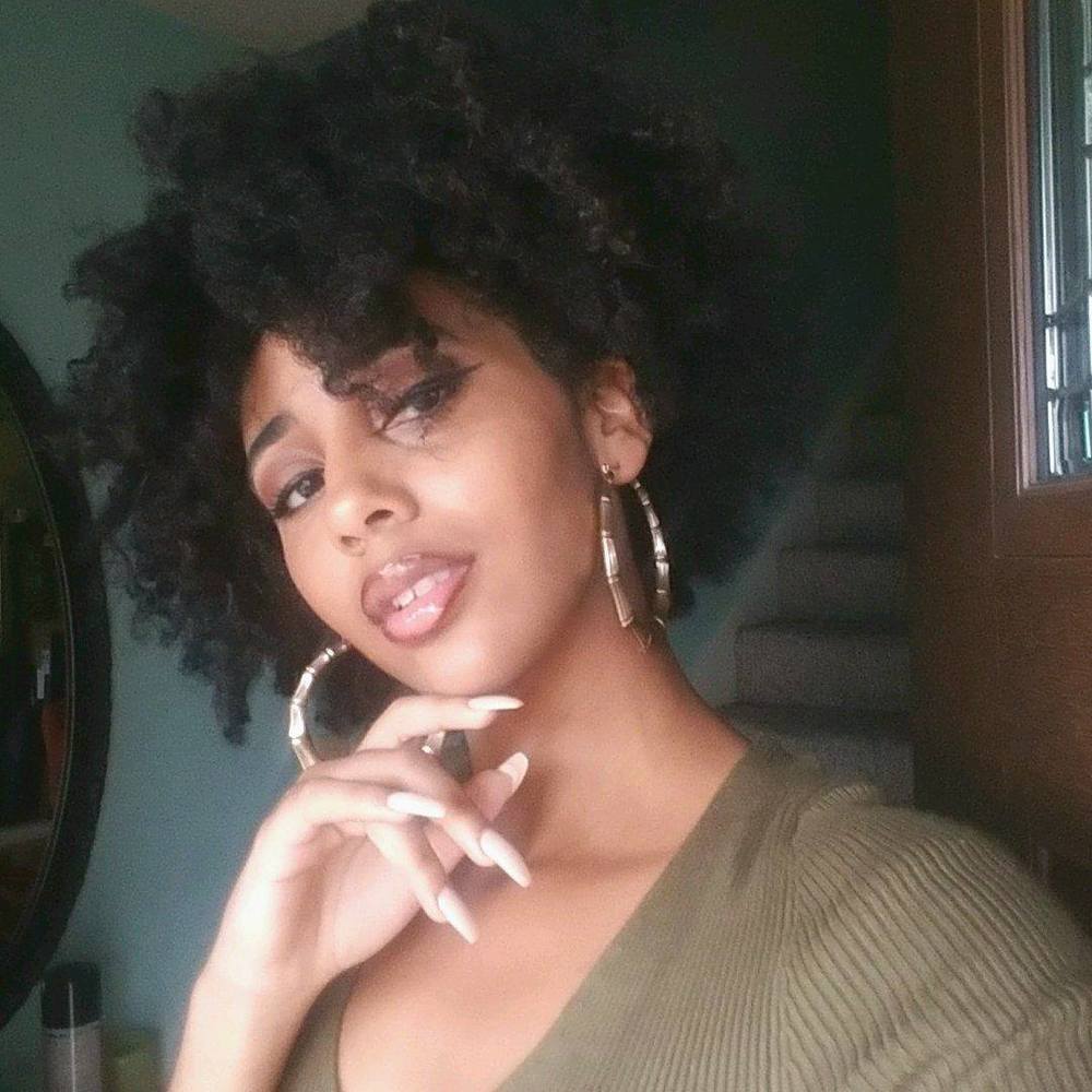 Meet your Posher, Jada
